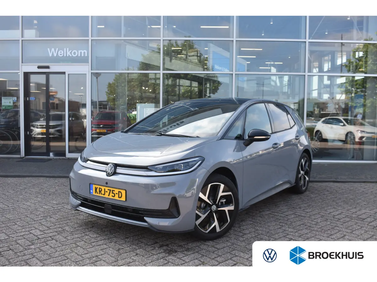 Style | Navigatie | Memory functie | Glazen Dak | IQ Light | Steunhaak | Harman Kardon