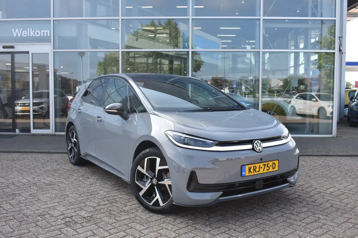 Style | Navigatie | Memory functie | Glazen Dak | IQ Light | Steunhaak | Harman Kardon