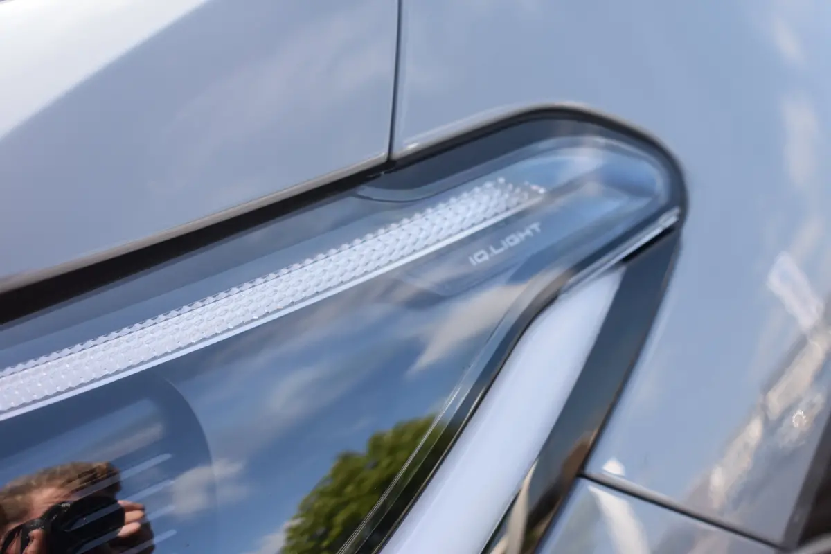 Style | Navigatie | Memory functie | Glazen Dak | IQ Light | Steunhaak | Harman Kardon
