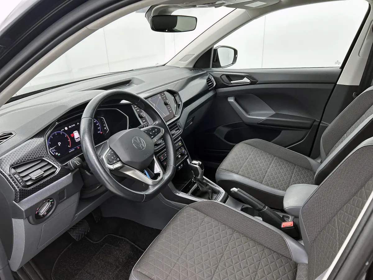 1.0 TSI R-Line | 115 PK | Automaat | Climatronic (Automatische Airco) | Digital Cockpit | Apple Carplay / Android Auto
