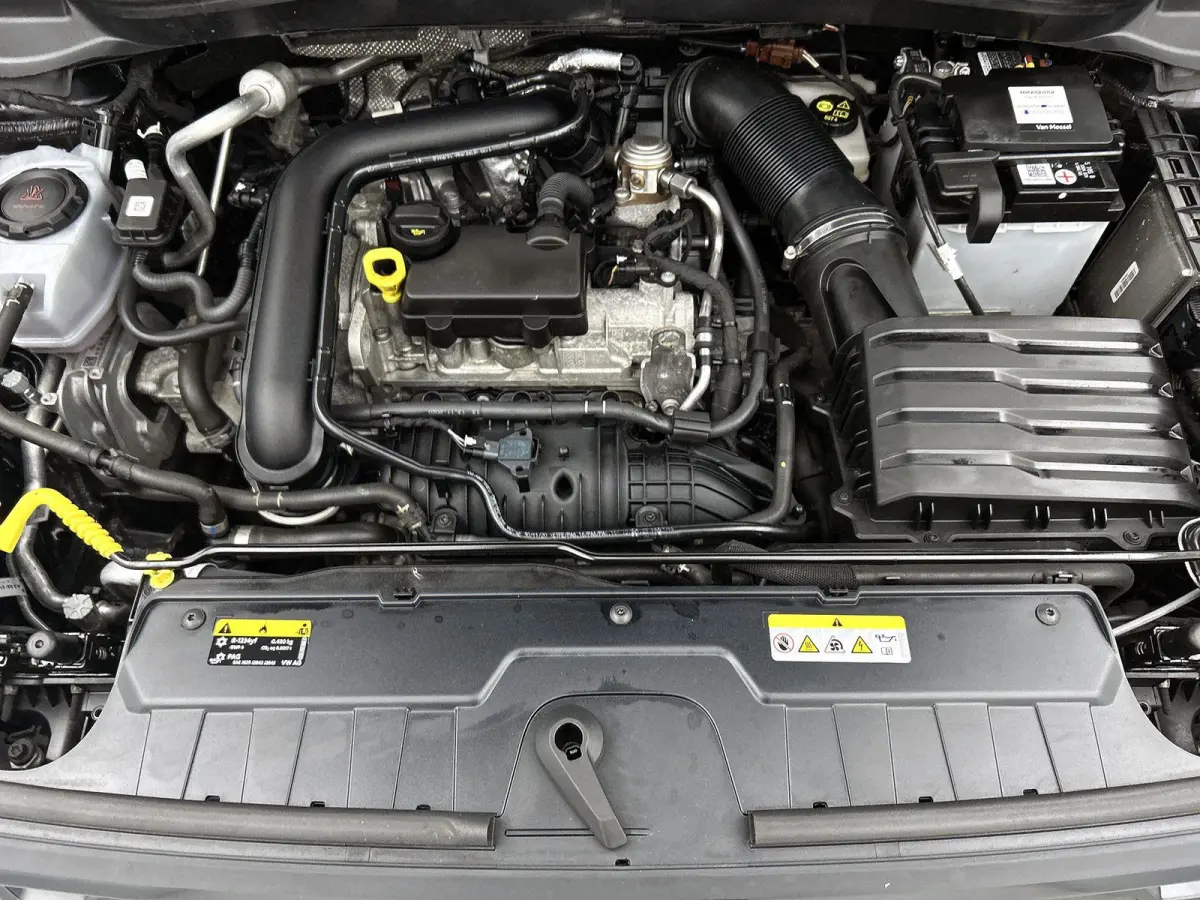1.0 TSI R-Line | 115 PK | Automaat | Climatronic (Automatische Airco) | Digital Cockpit | Apple Carplay / Android Auto