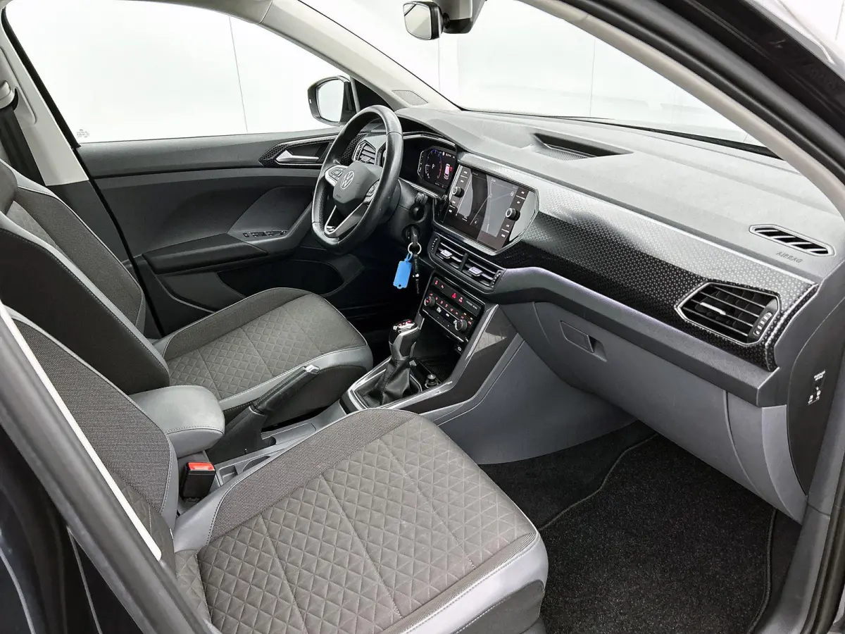 1.0 TSI R-Line | 115 PK | Automaat | Climatronic (Automatische Airco) | Digital Cockpit | Apple Carplay / Android Auto