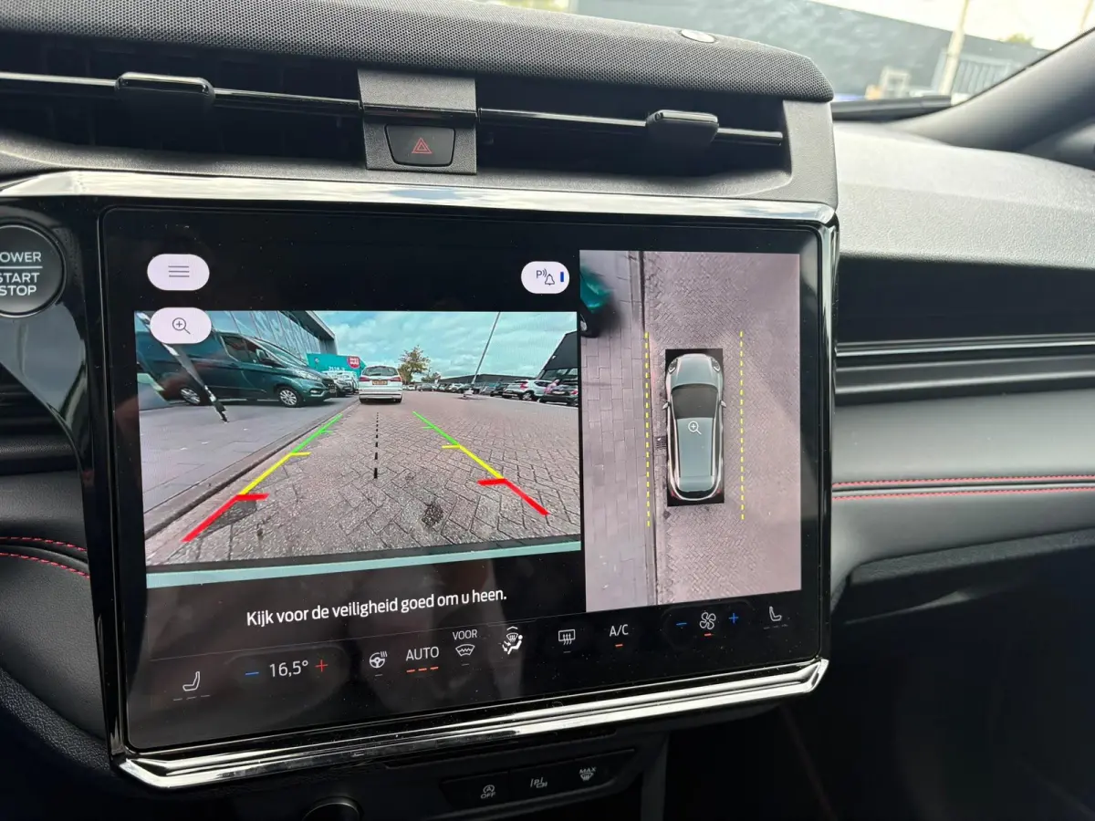 1.0 EcoBoost ST-Line X | MATRIX LED KOPLAMPEN | STOEL, STUUR EN VOORRUITVERWARMING | 360 CAMERA | DODEHOEKHERKENNING | ADAPTIVE CRUISE CONTROL | 19 LMV | CARPLAY