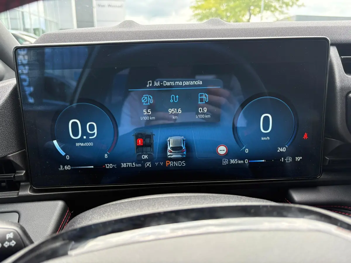 1.0 EcoBoost ST-Line X | MATRIX LED KOPLAMPEN | STOEL, STUUR EN VOORRUITVERWARMING | 360 CAMERA | DODEHOEKHERKENNING | ADAPTIVE CRUISE CONTROL | 19 LMV | CARPLAY