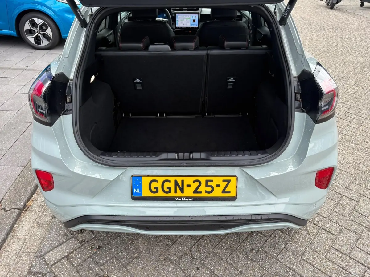 1.0 EcoBoost ST-Line X | MATRIX LED KOPLAMPEN | STOEL, STUUR EN VOORRUITVERWARMING | 360 CAMERA | DODEHOEKHERKENNING | ADAPTIVE CRUISE CONTROL | 19 LMV | CARPLAY