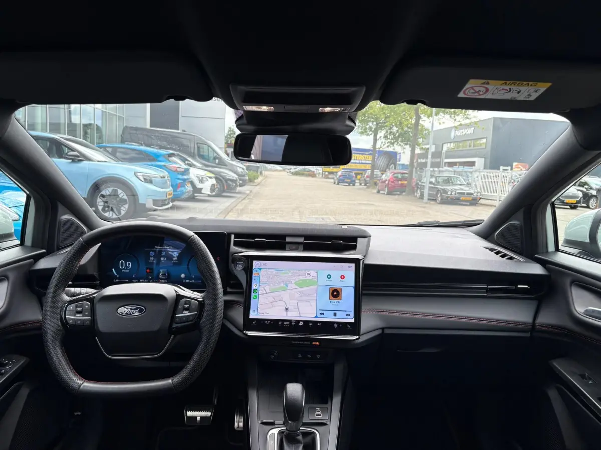 1.0 EcoBoost ST-Line X | MATRIX LED KOPLAMPEN | STOEL, STUUR EN VOORRUITVERWARMING | 360 CAMERA | DODEHOEKHERKENNING | ADAPTIVE CRUISE CONTROL | 19 LMV | CARPLAY