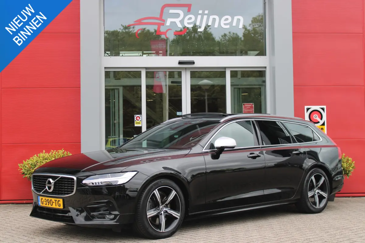 2.0 T4 190PK R-Design | PANORAMISCH SCHUIF/KANTEL DAK | HARMAN KARDON PREMIUM AUDIO | ELEKTRSICHE VOORSTOELEN MET GEHEUGEN FUNCTIE | STOEL/STUUR VERWARMING | ACHTERBANK VERWARMING | HEAD-UP 