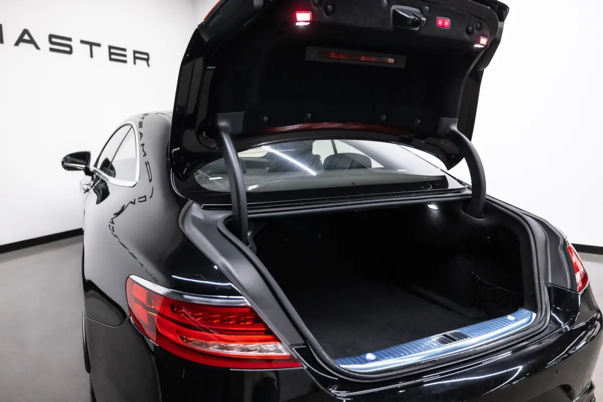 550 4Matic Btw auto, (€ 45.413.22 Ex B.T.W) DEALER AUTO Dealer auto