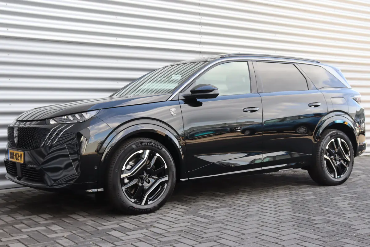 73KWH 210PK 7-ZITS GT AVANTAGE AUTOMAAT / NAVI / LEDER / CLIMA / FULL-LED / 19" LMV / KEYLESS / PANO. DAK / WARMTEPOMP  / 360° CAMERA / ADAPT. CRUISECONTROL / WINTERPAKKET / NIEUWSTAAT !!