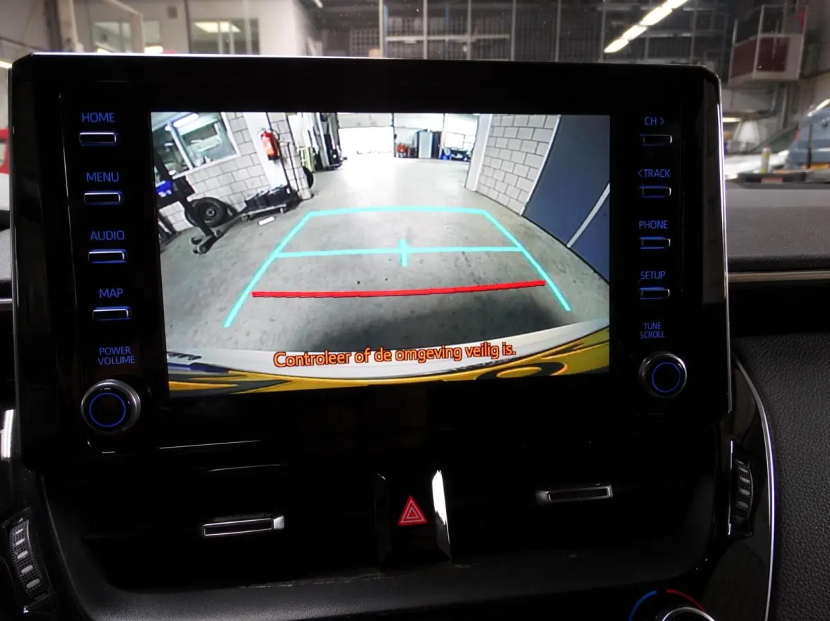 1.8 Hybrid ACC|Camera|Keyless