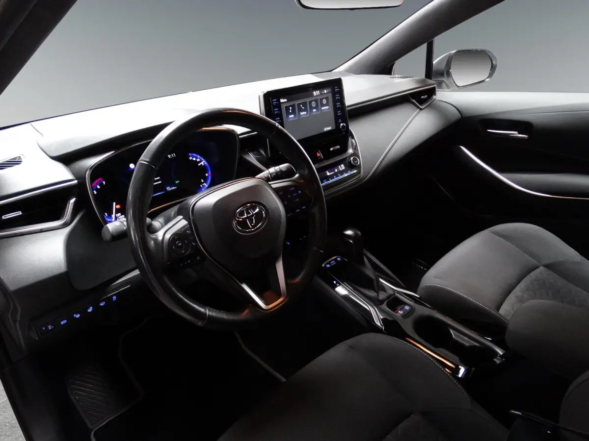 1.8 Hybrid ACC|Camera|Keyless
