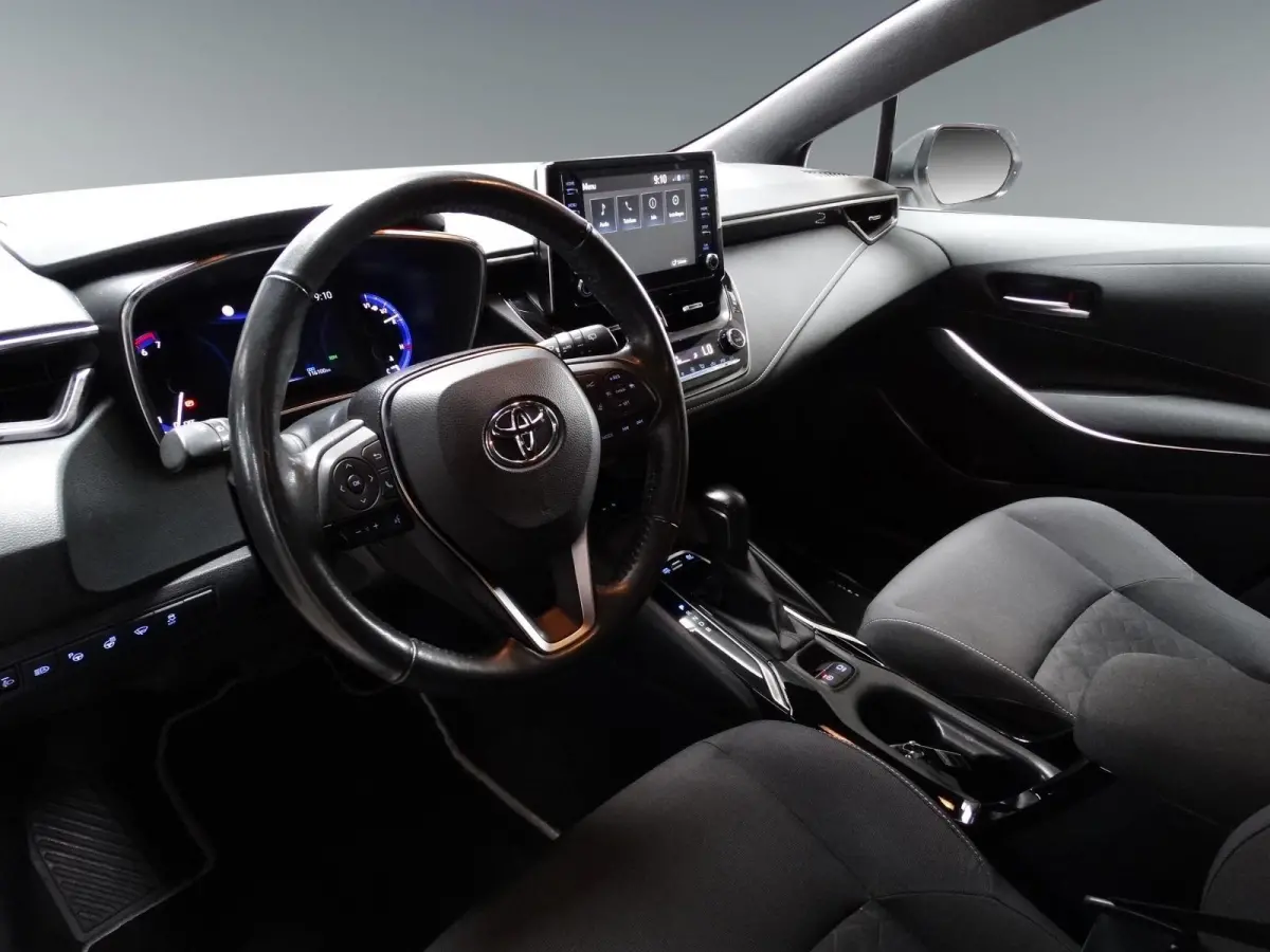 1.8 Hybrid ACC|Camera|Keyless