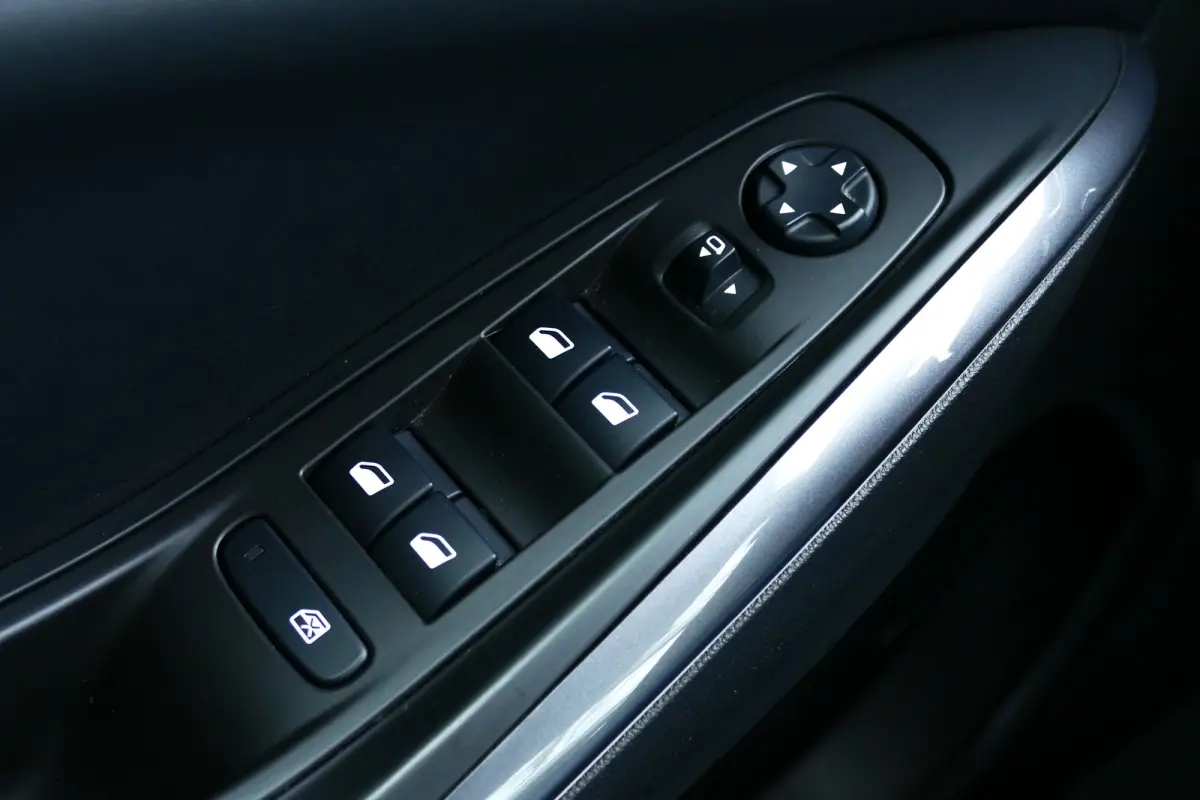 1.6 TURBO 225PK HYBRID INNOVATION AUTOMAAT | Achteruitrijcamera | Apple Carplay/Android Auto|telefoonintegratie premium | Bluetooth telefoonvoorbereiding