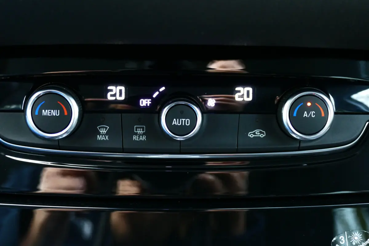 1.6 TURBO 225PK HYBRID INNOVATION AUTOMAAT | Achteruitrijcamera | Apple Carplay/Android Auto|telefoonintegratie premium | Bluetooth telefoonvoorbereiding