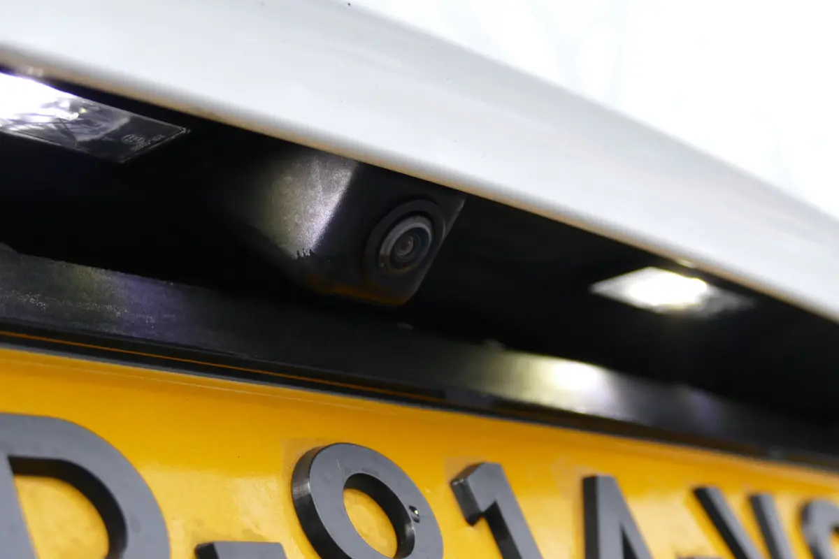 1.6 TURBO 225PK HYBRID INNOVATION AUTOMAAT | Achteruitrijcamera | Apple Carplay/Android Auto|telefoonintegratie premium | Bluetooth telefoonvoorbereiding