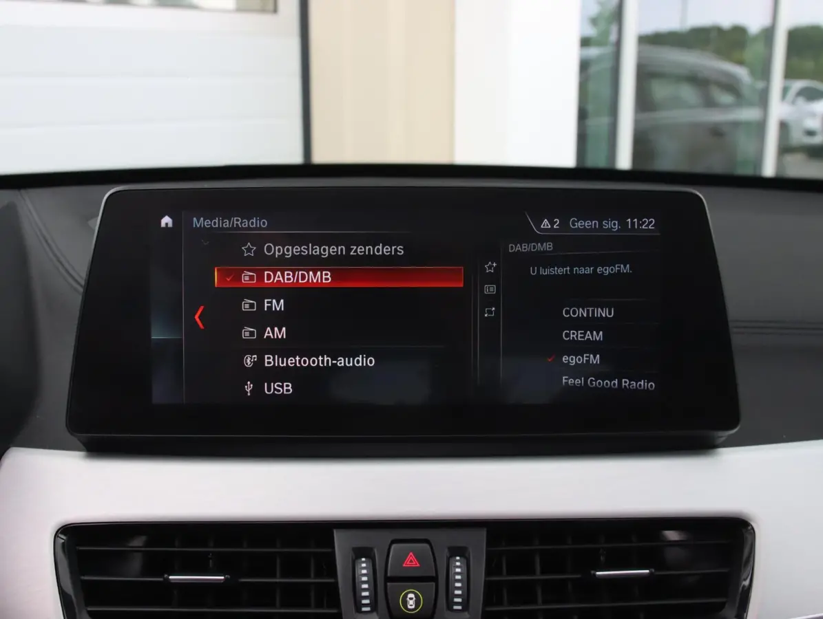 xDrive25e High Executive M-sport | SOH 88% | Panoramadak