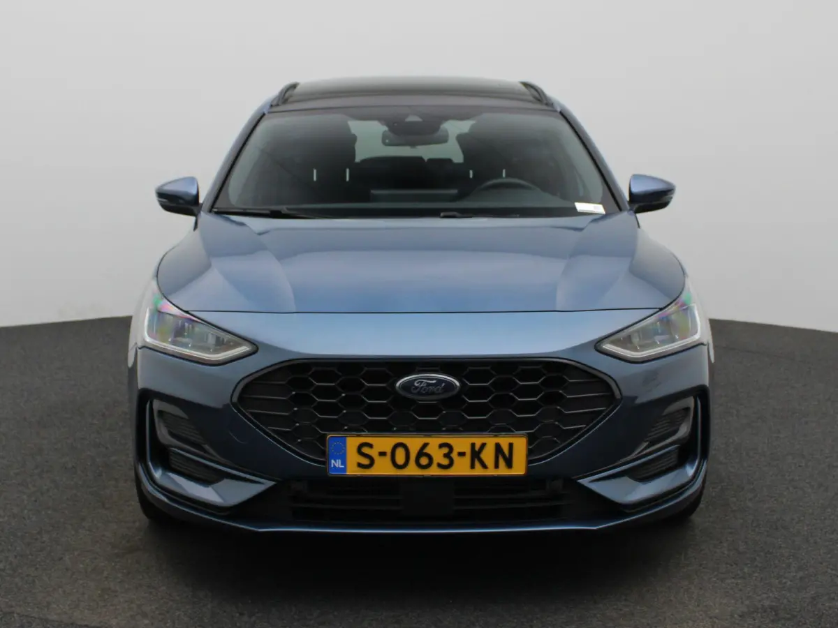 1.0 EcoBoost Hybrid ST Line X | PANORAMADAK | DEALER ONDERHOUDEN | WEGKLAPBARE TREKHAAK | ADAPTIVE CRUISE CONTROL | STOEL, STUUR EN VOORRUITVERWARMING