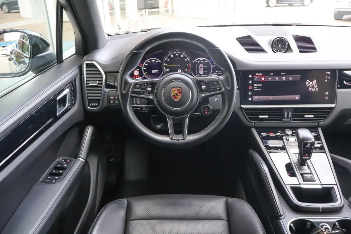 3.0 E-Hybrid 462pk Platinum Edition | SoH 85% | Sport Chrono | Trekhaak | Luchtvering | Panoramadak