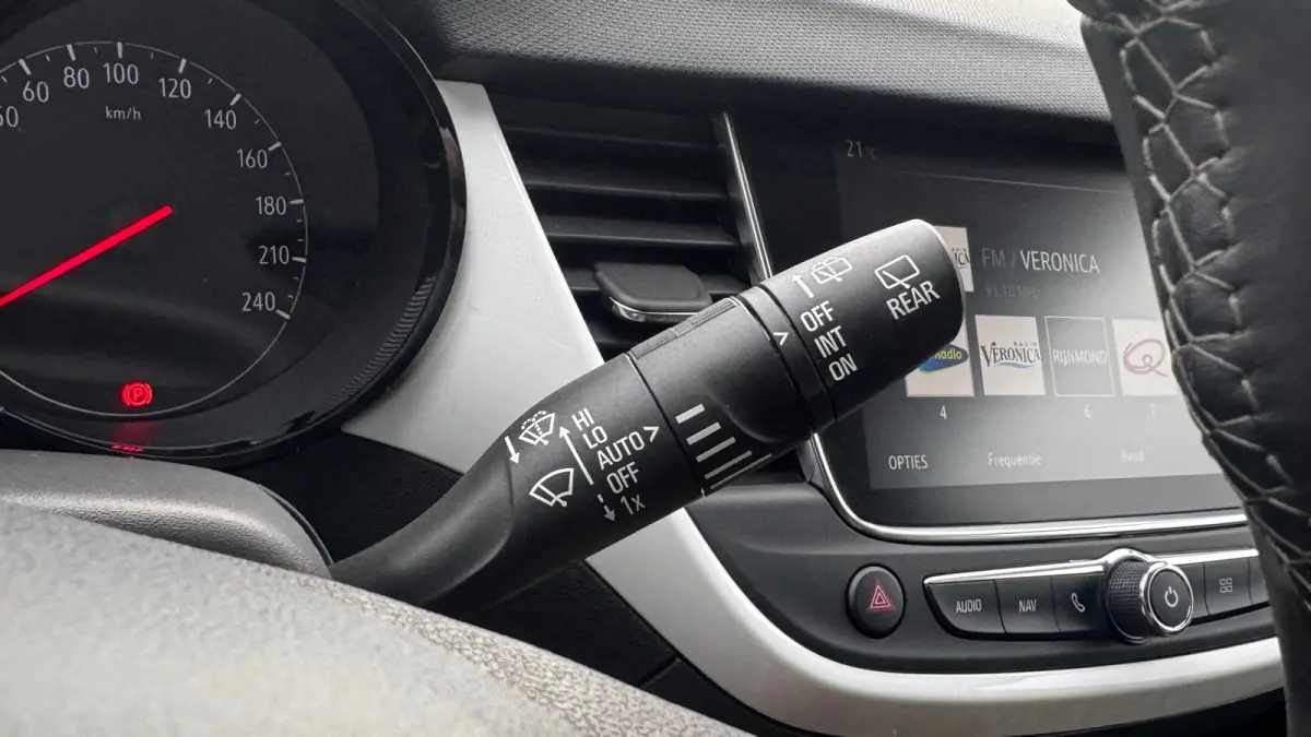 1.2 82PK EDITION+ 2020 / NAVI / FULL-LED / CLIMA / LED / PDC / 16" LMV / BLUETOOTH / CRUISECONTROL !!