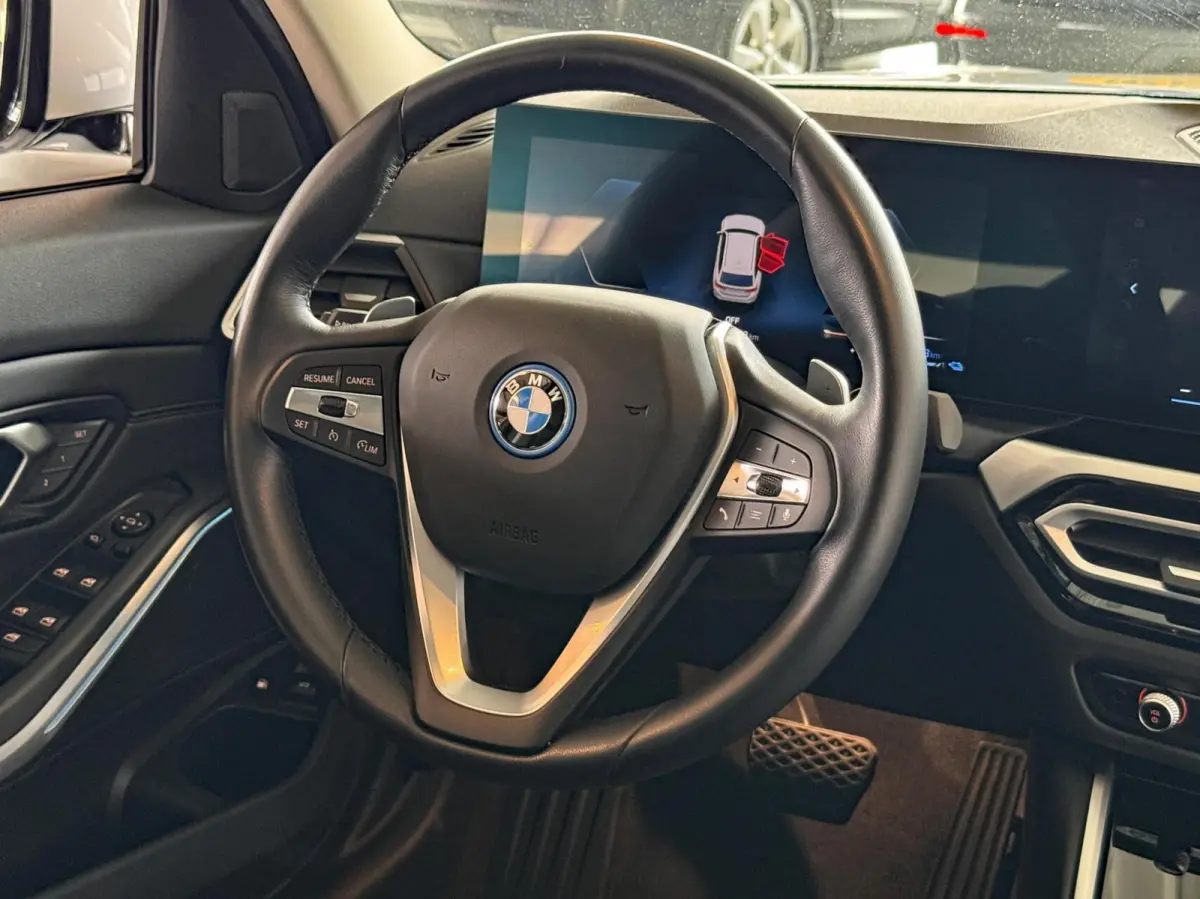 320eA 150kW PHEV Touring