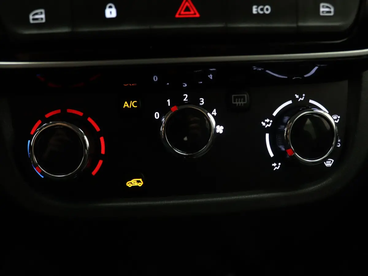 Expression 27 kWh Apple Carplay/Android Auto | Airco