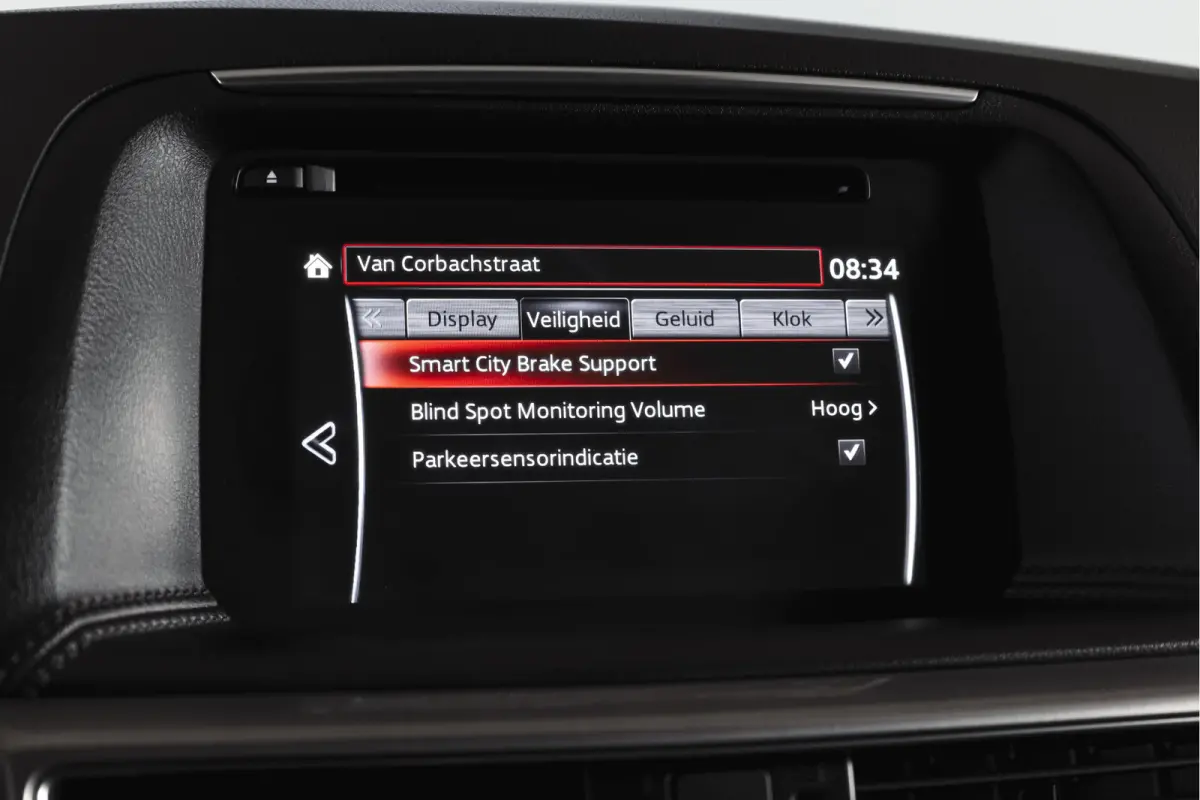 2.0 SkyActiv-G 165 Skylease GT 2WD Orig. NL | S/K-dak | Cruise | Stoelverw. | PDC | NAV | ECC | Bose | LM 17" |