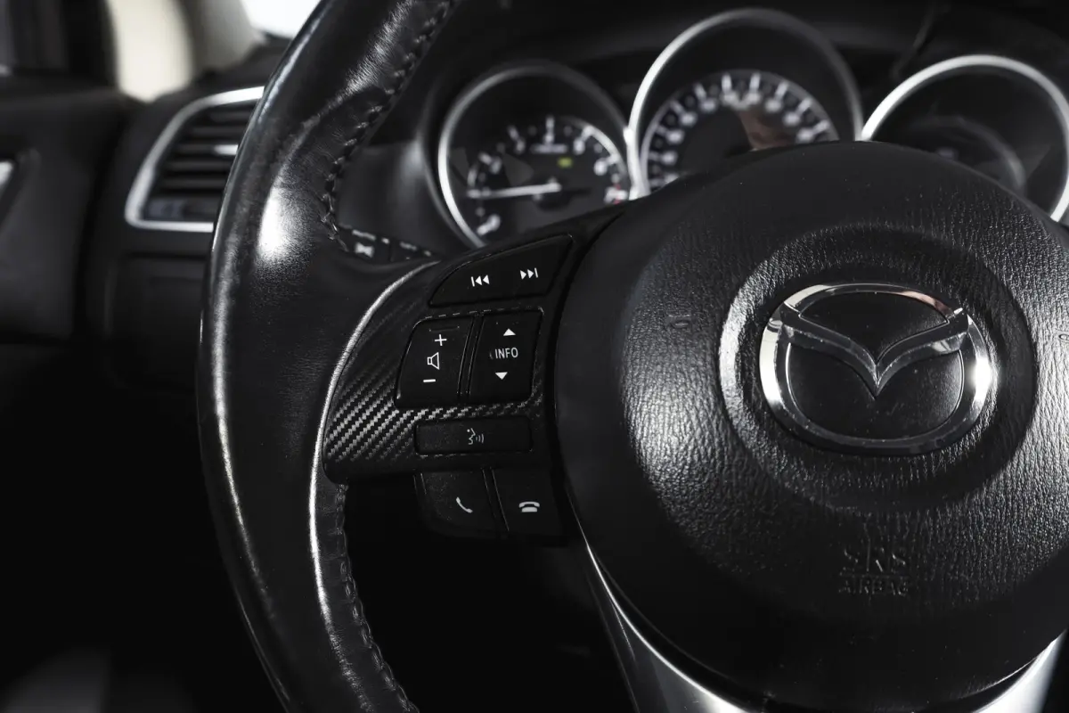 2.0 SkyActiv-G 165 Skylease GT 2WD Orig. NL | S/K-dak | Cruise | Stoelverw. | PDC | NAV | ECC | Bose | LM 17" |