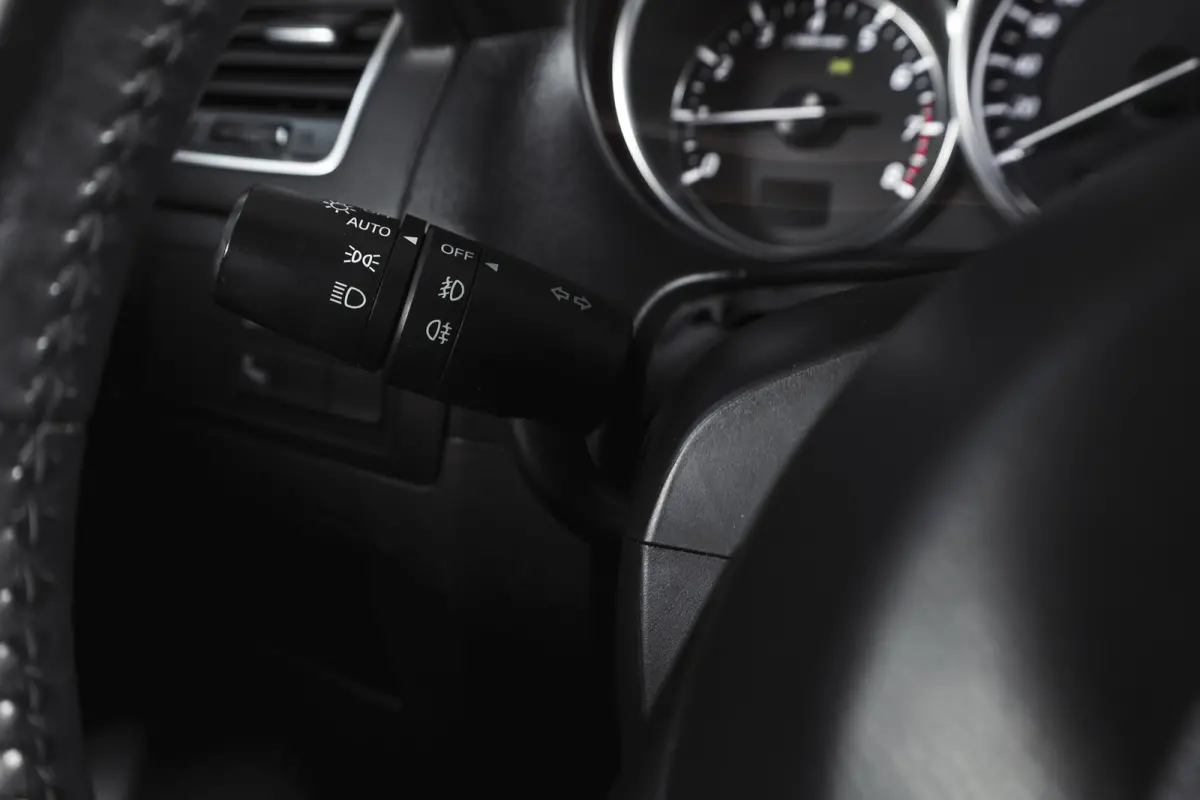 2.0 SkyActiv-G 165 Skylease GT 2WD Orig. NL | S/K-dak | Cruise | Stoelverw. | PDC | NAV | ECC | Bose | LM 17" |