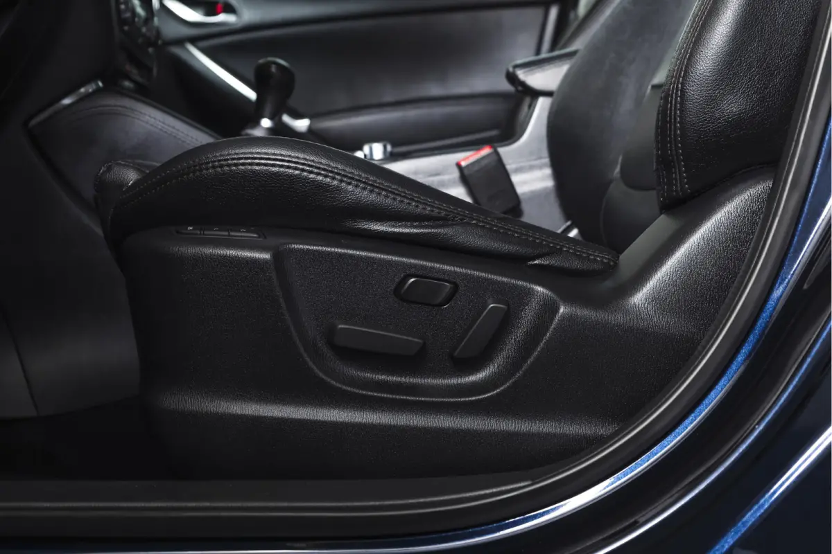 2.0 SkyActiv-G 165 Skylease GT 2WD Orig. NL | S/K-dak | Cruise | Stoelverw. | PDC | NAV | ECC | Bose | LM 17" |