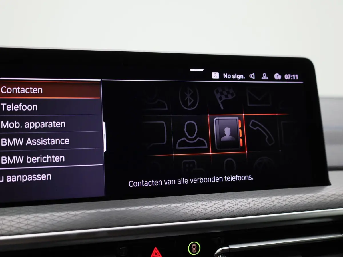 High Executive 80 kWh | M-PAKKET |  PANO-SCHUIFDAK | HEAD-UP | SHADOWLINE | TREKHAAK | HARMAN KARDON | STUURVERWARMING