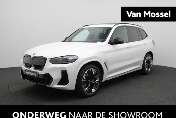 High Executive 80 kWh | M-PAKKET |  PANO-SCHUIFDAK | HEAD-UP | SHADOWLINE | TREKHAAK | HARMAN KARDON | STUURVERWARMING