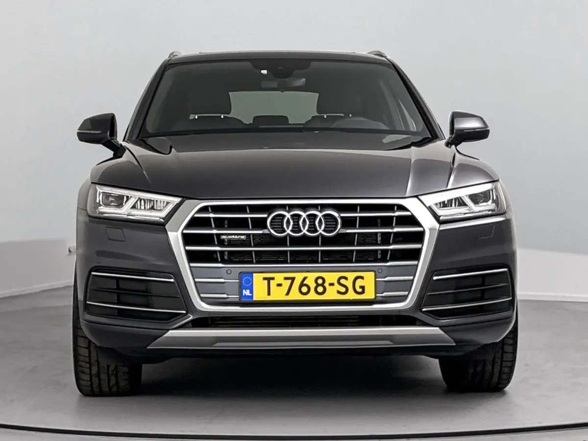 50 TFSI e quattro S edition Airco | Stoelverwarming | Elektrisch Glazen Panoramadak | Bluetooth | Cruise Control | Dakrails | Elektrisch Bedienbare Achterklep | Lederen Stuurwiel | Lichtmeta