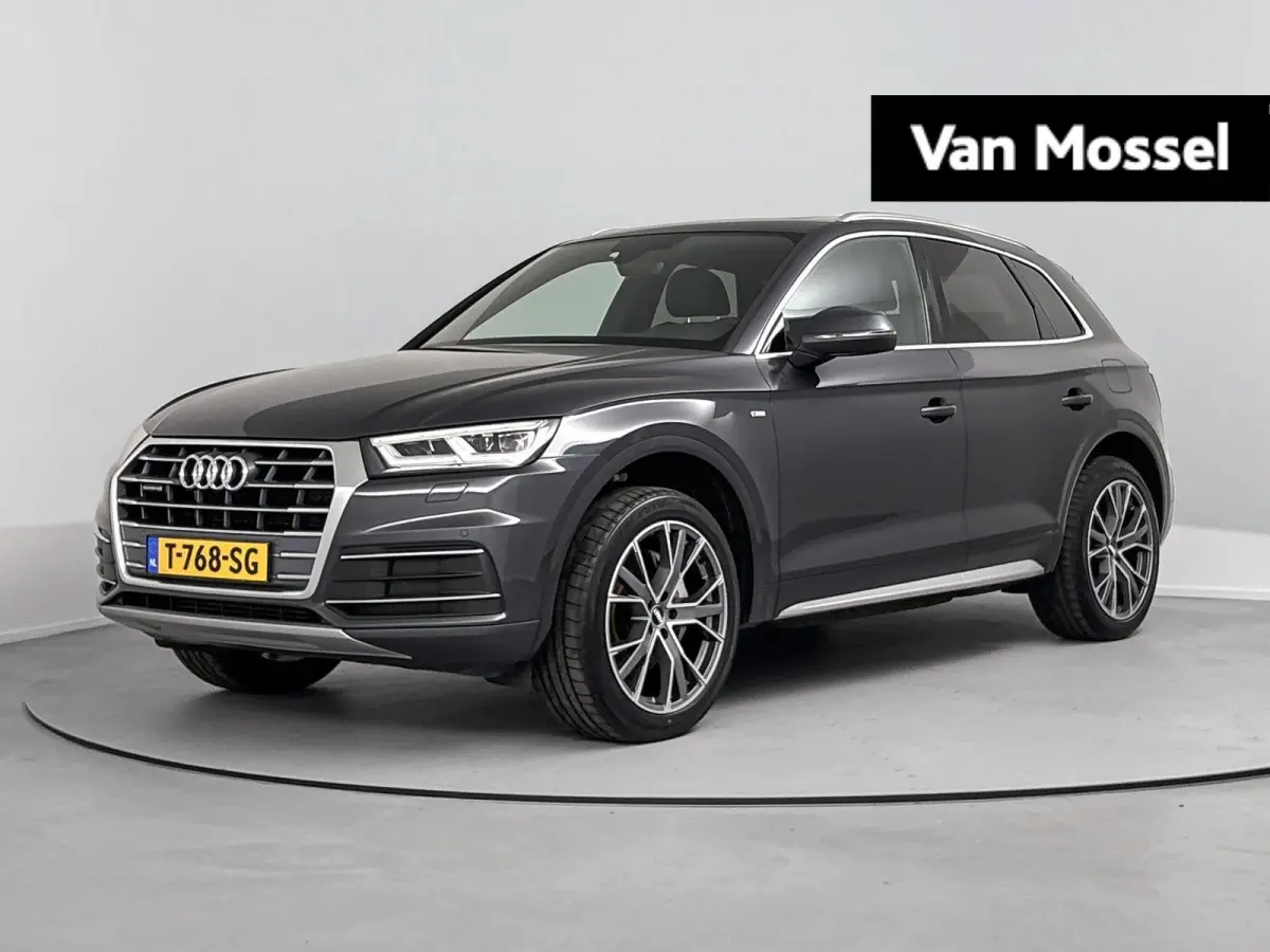 50 TFSI e quattro S edition Airco | Stoelverwarming | Elektrisch Glazen Panoramadak | Bluetooth | Cruise Control | Dakrails | Elektrisch Bedienbare Achterklep | Lederen Stuurwiel | Lichtmeta