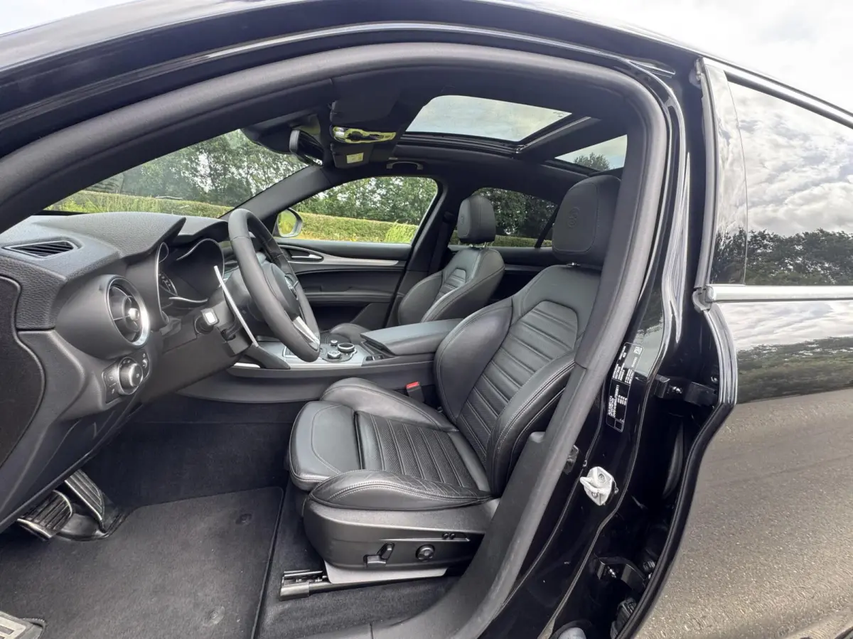 2.0t Q4 Veloce 280pk, Pano, 83dkm, TOP!!