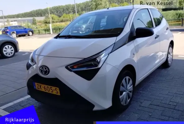 1.0 VVT-i x I 1e Eigenaar I Dealer onderhouden I NL-auto