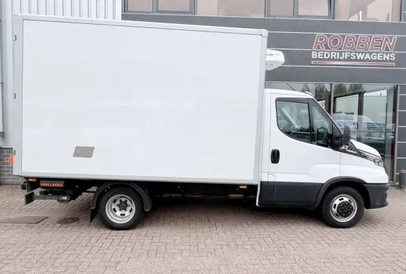 35C14 Aut. Koelwagen Vrieswagen Bakwagen Laadklep Dubbellucht