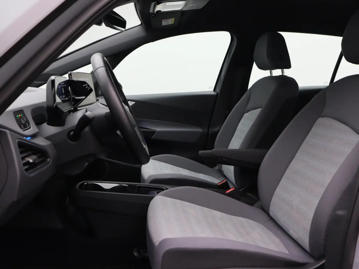 Pro 204 PK| Volkswagen ID.3 Pro | Navigatie | Warmtepomp | Airco | Parkeersensoren Voor/Achter | LED | 19 Inch Velgen |