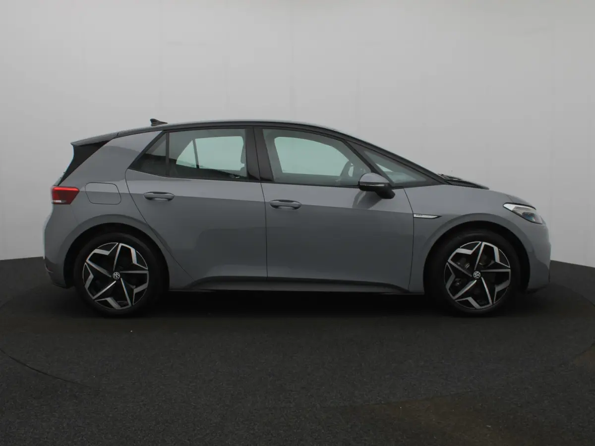 Pro 204 PK| Volkswagen ID.3 Pro | Navigatie | Warmtepomp | Airco | Parkeersensoren Voor/Achter | LED | 19 Inch Velgen |