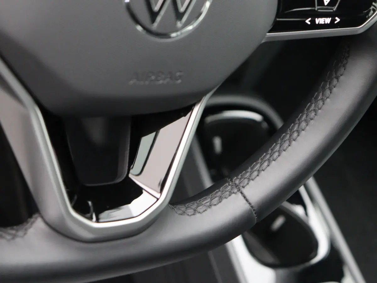 Pro 204 PK| Volkswagen ID.3 Pro | Navigatie | Warmtepomp | Airco | Parkeersensoren Voor/Achter | LED | 19 Inch Velgen |