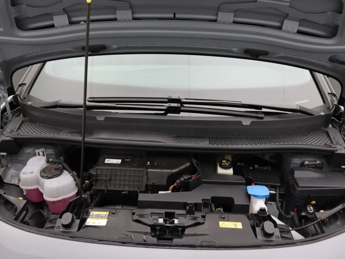 Pro 204 PK| Volkswagen ID.3 Pro | Navigatie | Warmtepomp | Airco | Parkeersensoren Voor/Achter | LED | 19 Inch Velgen |
