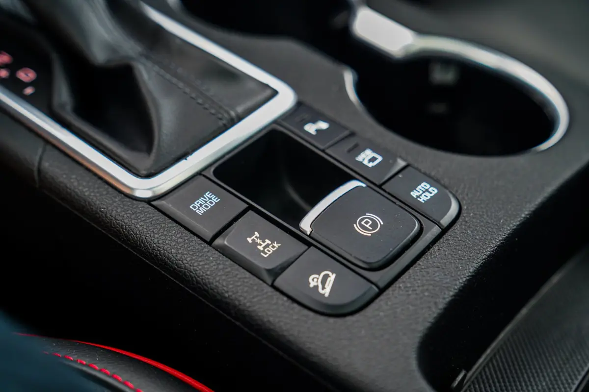 1.6 T-GDI 4WD DynamicLine | Stoelverkoeling | Stuurwielverwarming | 360 Camera | JBL | Lane Assist