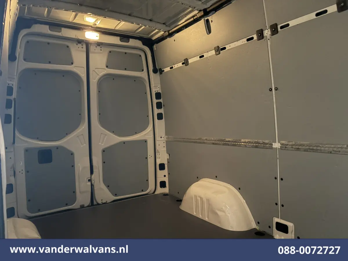 315 CDI 150pk L2H2 Euro6 Airco | Camera | Apple Carplay | Android Auto Parkeersensoren, 270 Graden Achterdeuren, Bijrijdersbank