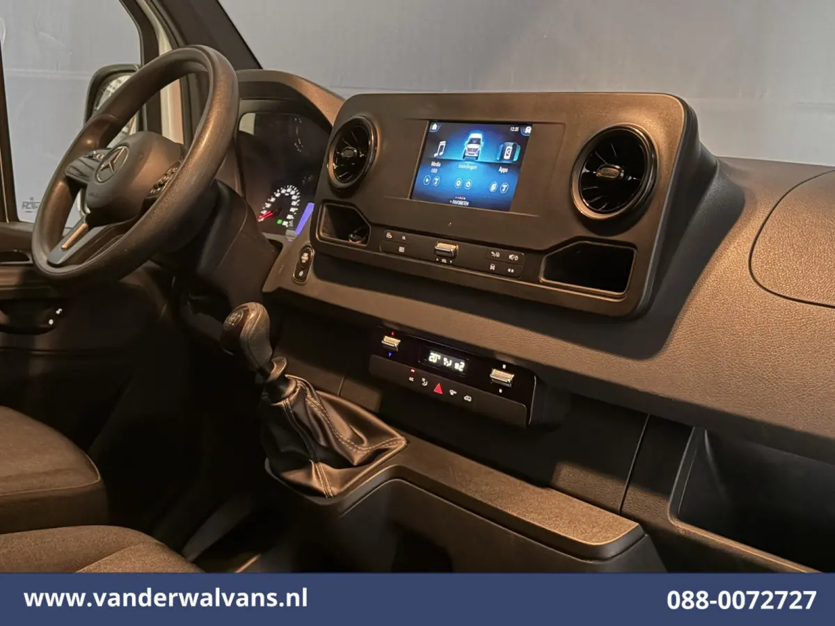315 CDI 150pk L2H2 Euro6 Airco | Camera | Apple Carplay | Android Auto Parkeersensoren, 270 Graden Achterdeuren, Bijrijdersbank