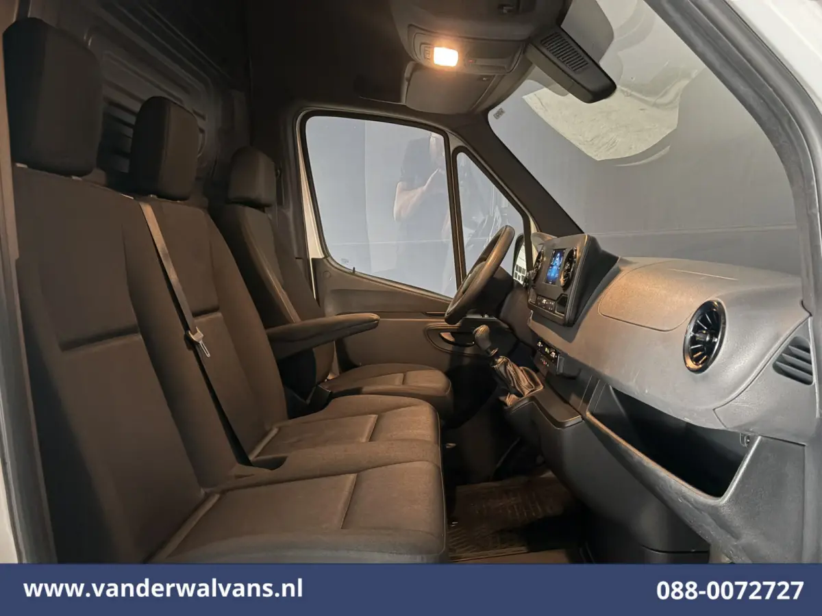 315 CDI 150pk L2H2 Euro6 Airco | Camera | Apple Carplay | Android Auto Parkeersensoren, 270 Graden Achterdeuren, Bijrijdersbank