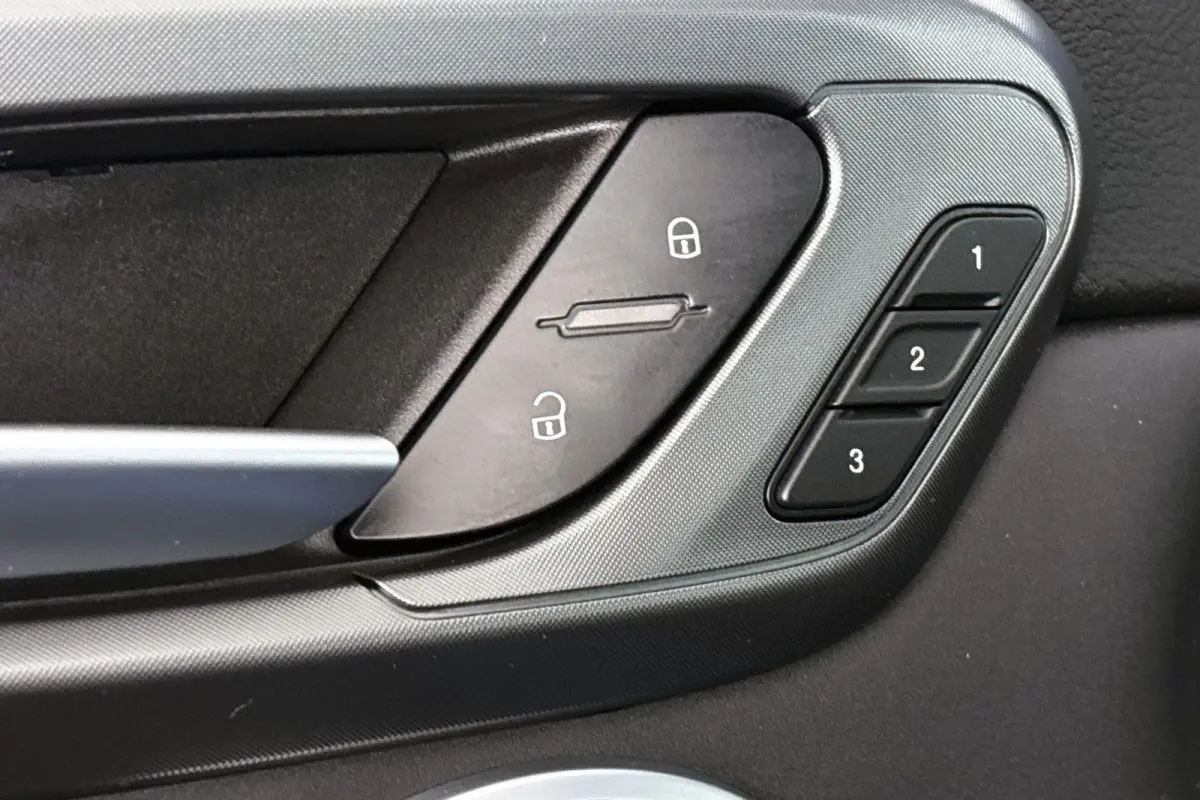 1.3T PHEV Veloce Leder Stoelventilatie Stoelverwarming Harman Kardon Keyless
