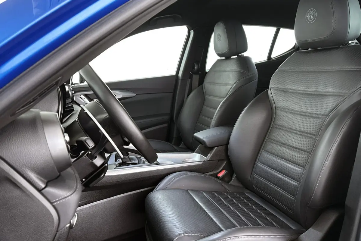 1.3T PHEV Veloce Leder Stoelventilatie Stoelverwarming Harman Kardon Keyless