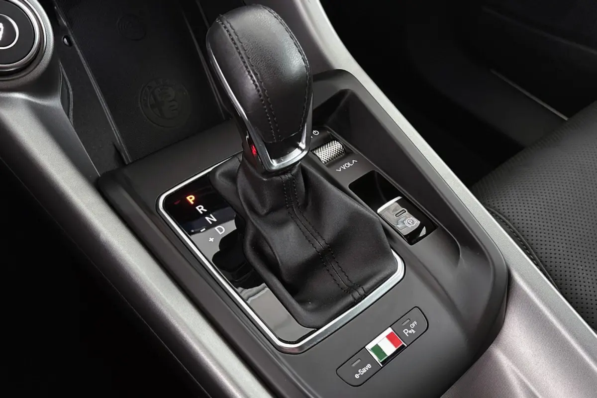 1.3T PHEV Veloce Leder Stoelventilatie Stoelverwarming Harman Kardon Keyless