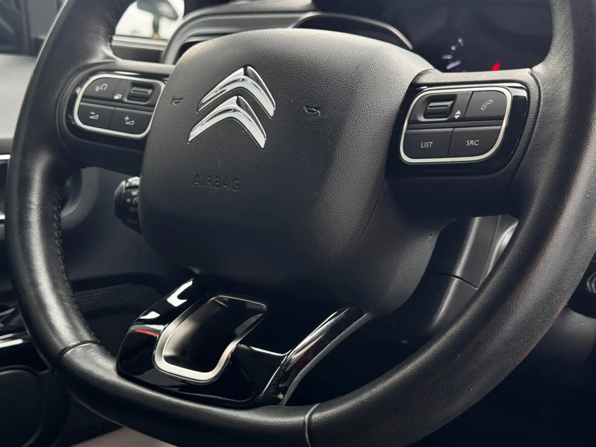 1.2 PureTech S&S Shine | 110 PK | Distributieriem vervangen | NL-Auto | All-Season banden | Camera | Navigatie