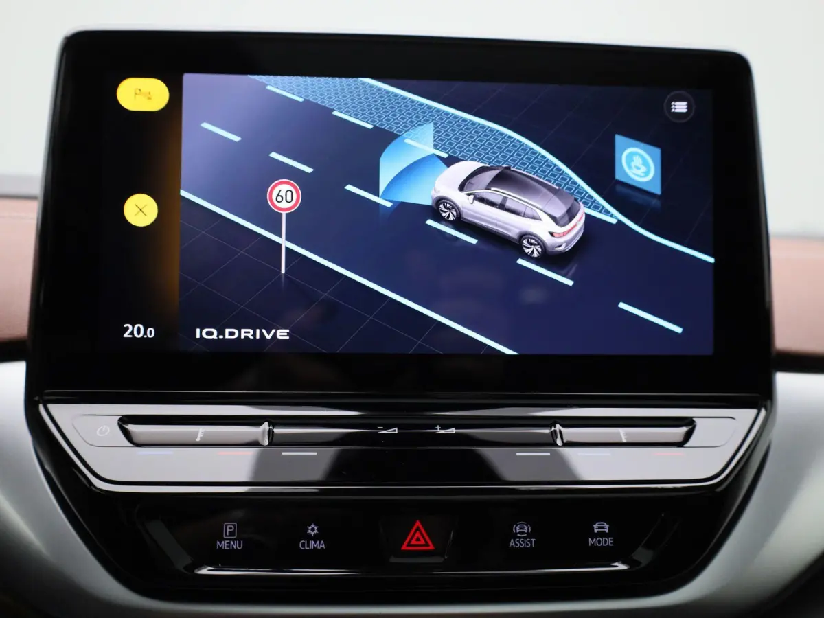Pure 52 kWh 170 PK| Dealeronderhouden |Panoramadak | Navigatie | Stuurwielverwarming | Parkeersensoren | LED Matrix | 19 Inch Velgen