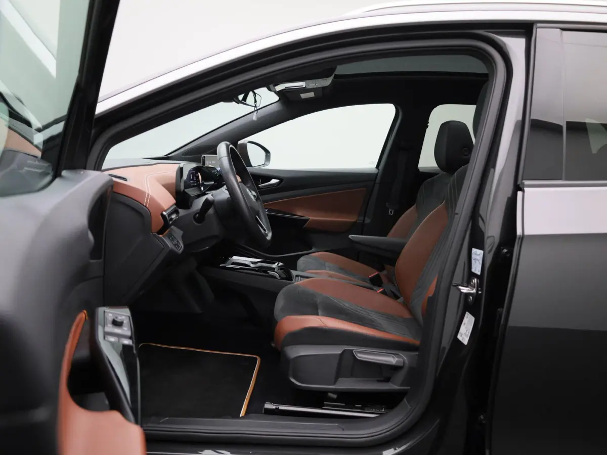 Pure 52 kWh 170 PK| Dealeronderhouden |Panoramadak | Navigatie | Stuurwielverwarming | Parkeersensoren | LED Matrix | 19 Inch Velgen